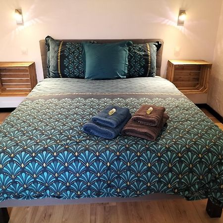 Bed and Breakfast Le Jardin Des Hirondelles à Blanzaguet-Saint-Cybard Extérieur photo